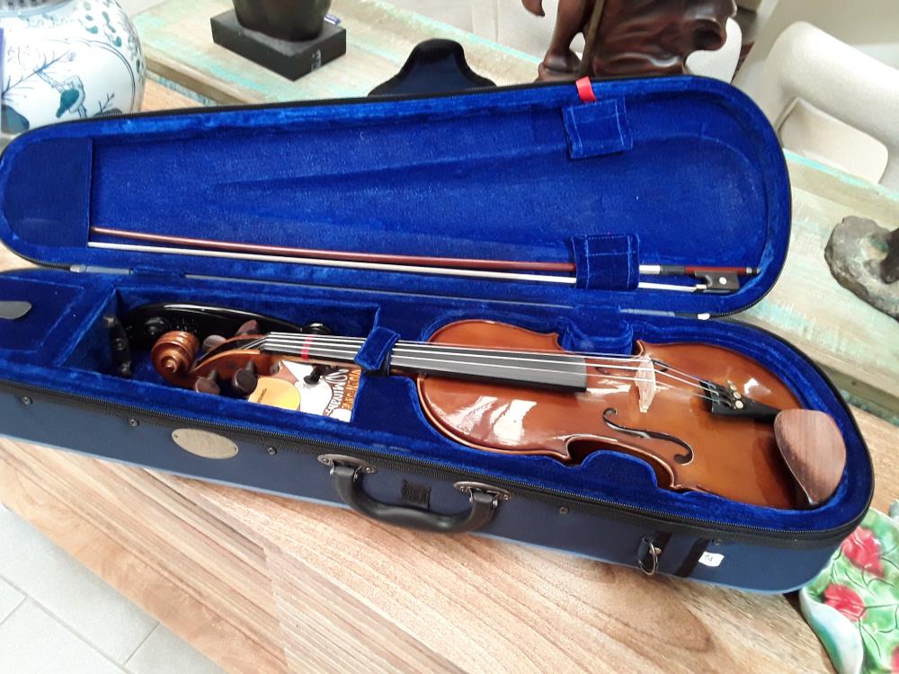 VIOLON D'ÉTUDE 4/4 AVEC ARCHER STENTOR STUDENT I 