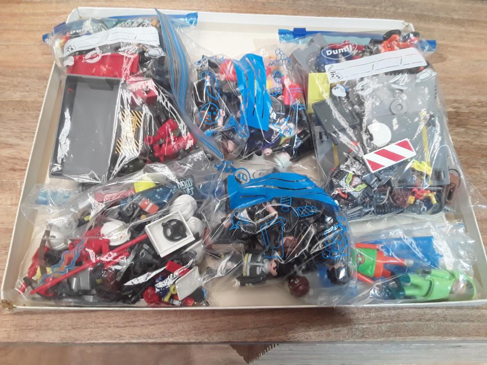 LOT PLAYMOBIL 