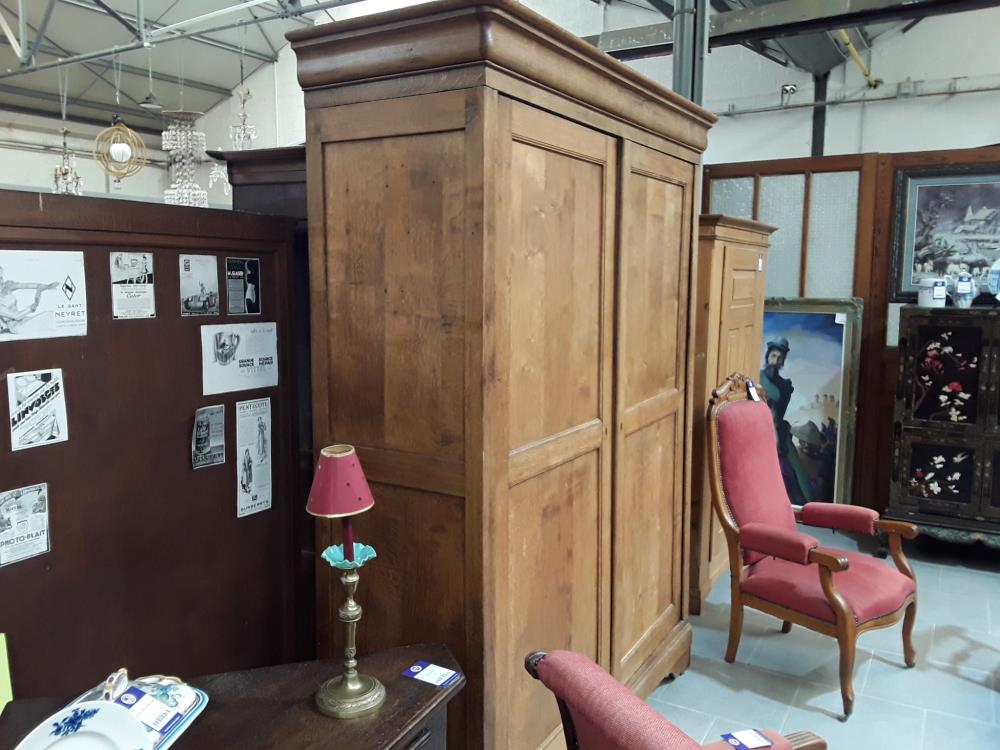 ARMOIRE 2 PORTES LOUIS PHILIPPE EN CHENE MASSIF 