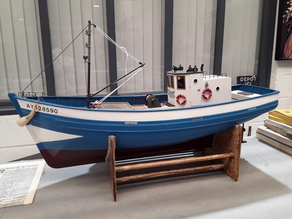 BATEAU DE PECHE GWERZ 