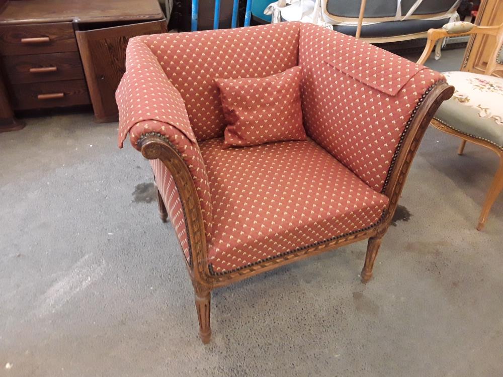 FAUTEUIL CLUB DE ST LOUIS XVI 
