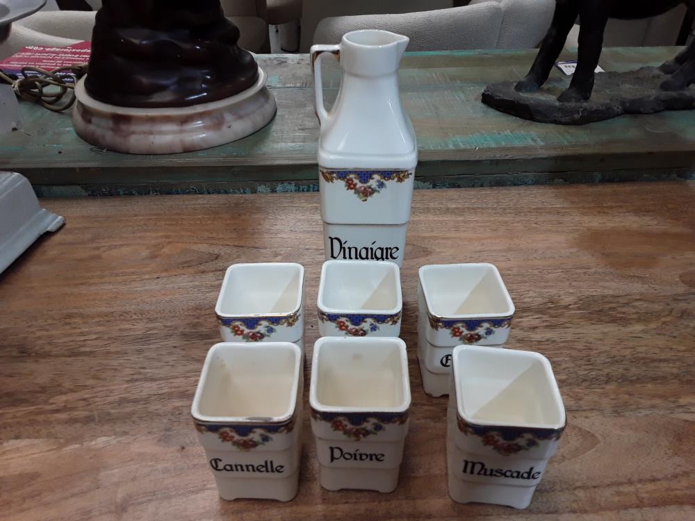 SET FAIENCE DE CUISINE 