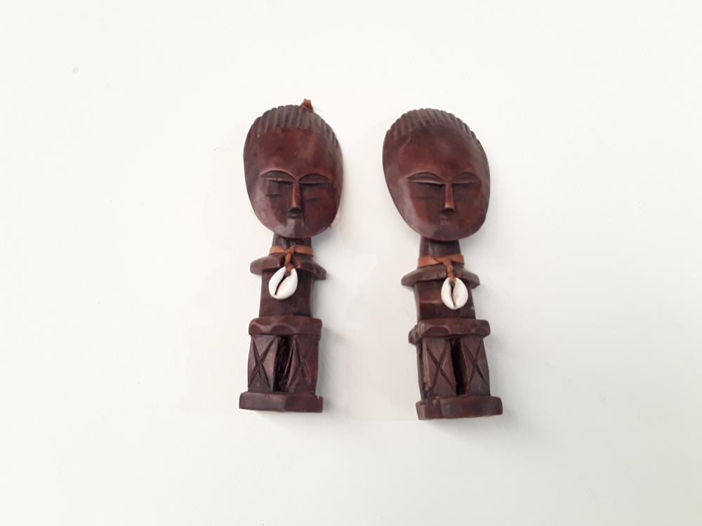 PAIRE DE BUSTES EN BOIS 