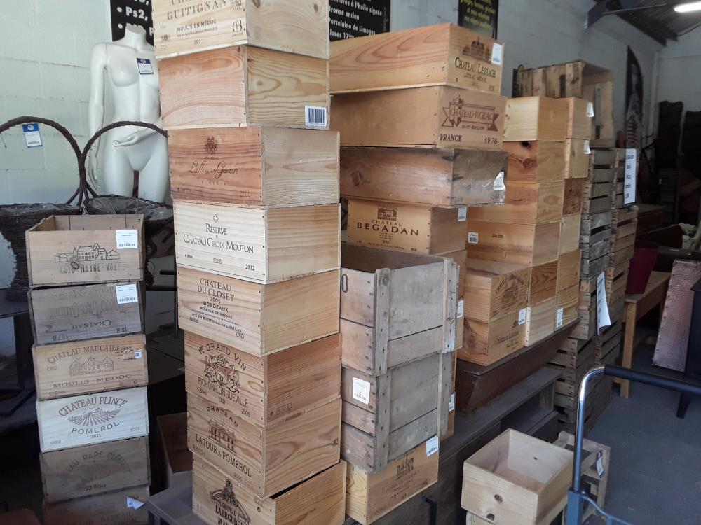 CAISSE À VINS