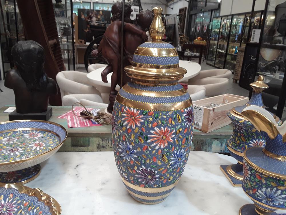 VASE GRAND FORMAT H BECQUET QUAREGNON DECOR FLEURI FAIENCE ÉMAILLÉE 1956