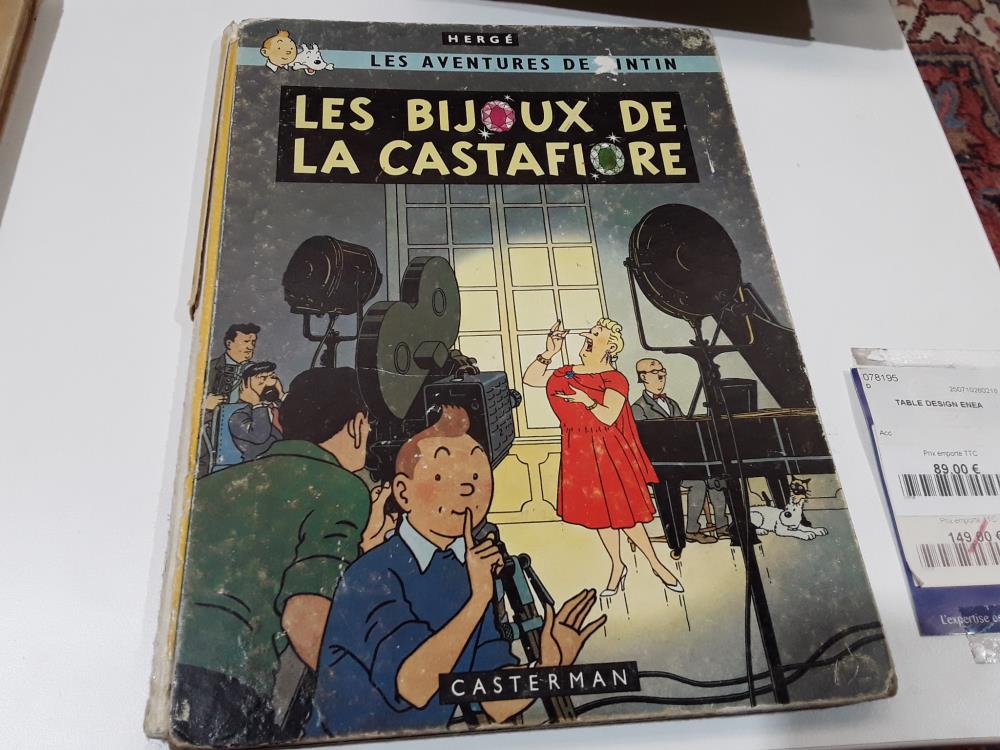 TINTIN LES BIJOUX DE LA CASTAFIORE 