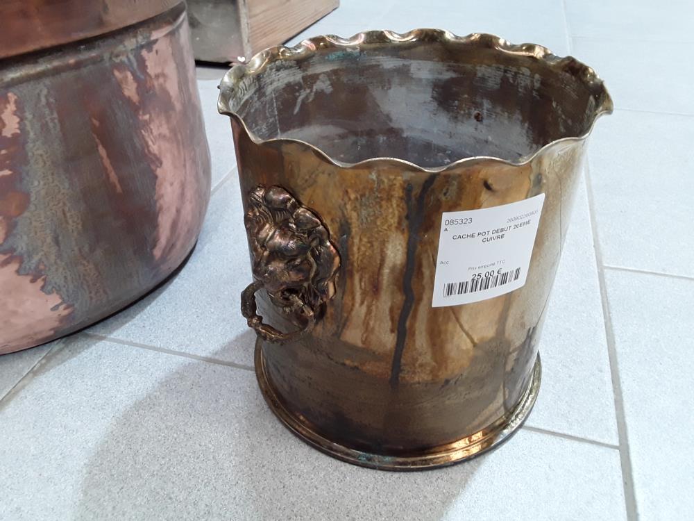 CACHE POT DEBUT 20EME CUIVRE
