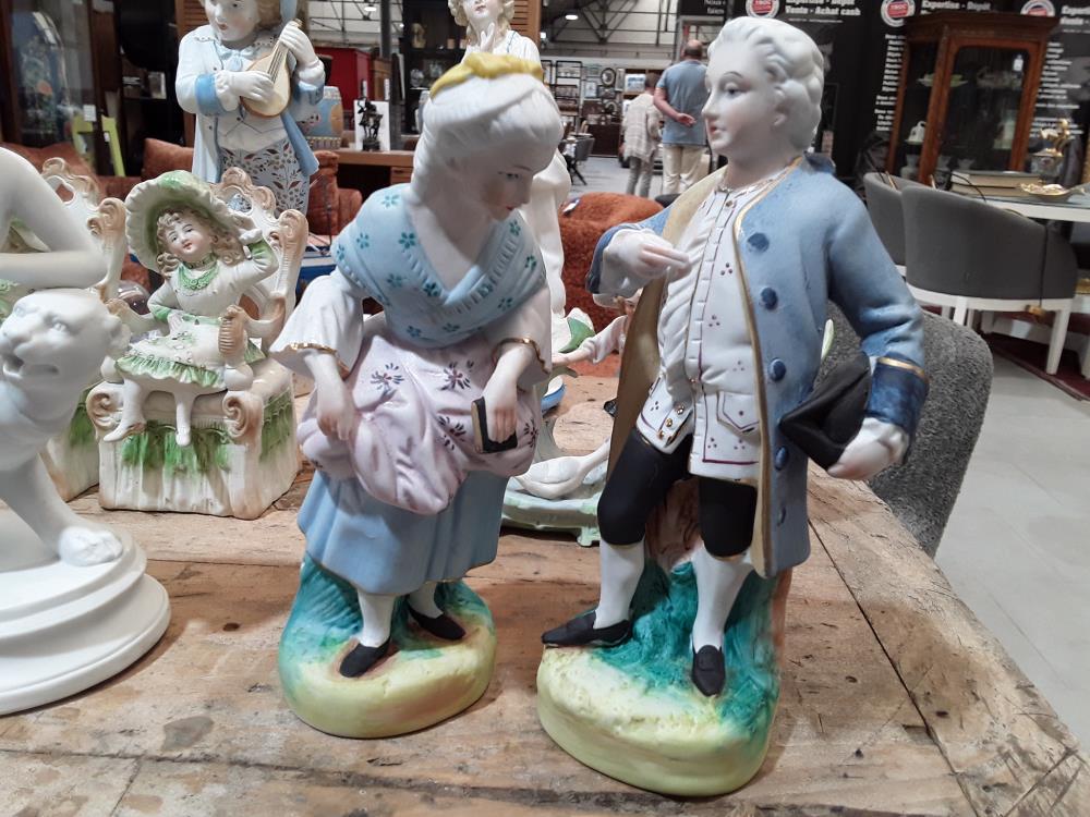 PAIRE DE PERSONNES BISCUIT 