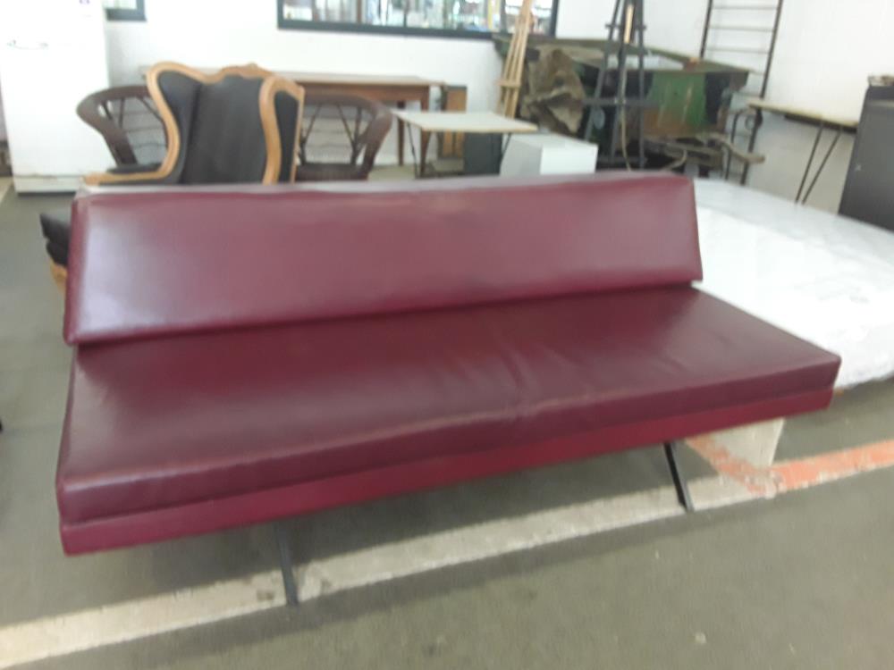 CANAPE DESIGN  BUSNELLI MODEL RELAXY