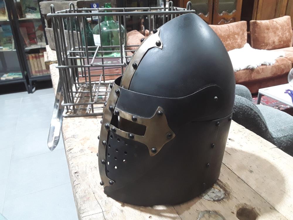 CASQUE CHEVALIER CROISÉ 