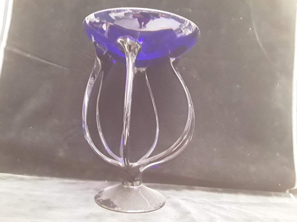 COUPE EN VERRE BLEU 