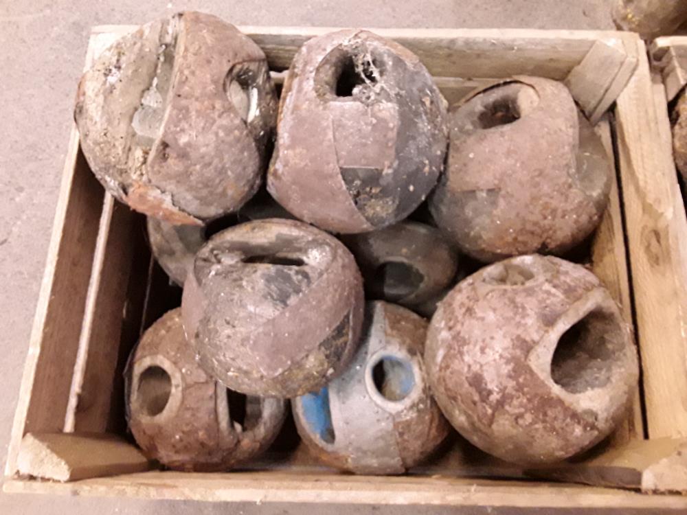 JEUX DE CAFE ANCIEN BOULES ET QUILLES 