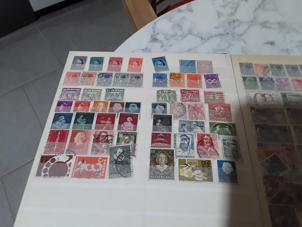 ALBUM TIMBRES FRANCE HOLLANDE ITALIE INDE INDONESIE ET AUTRES