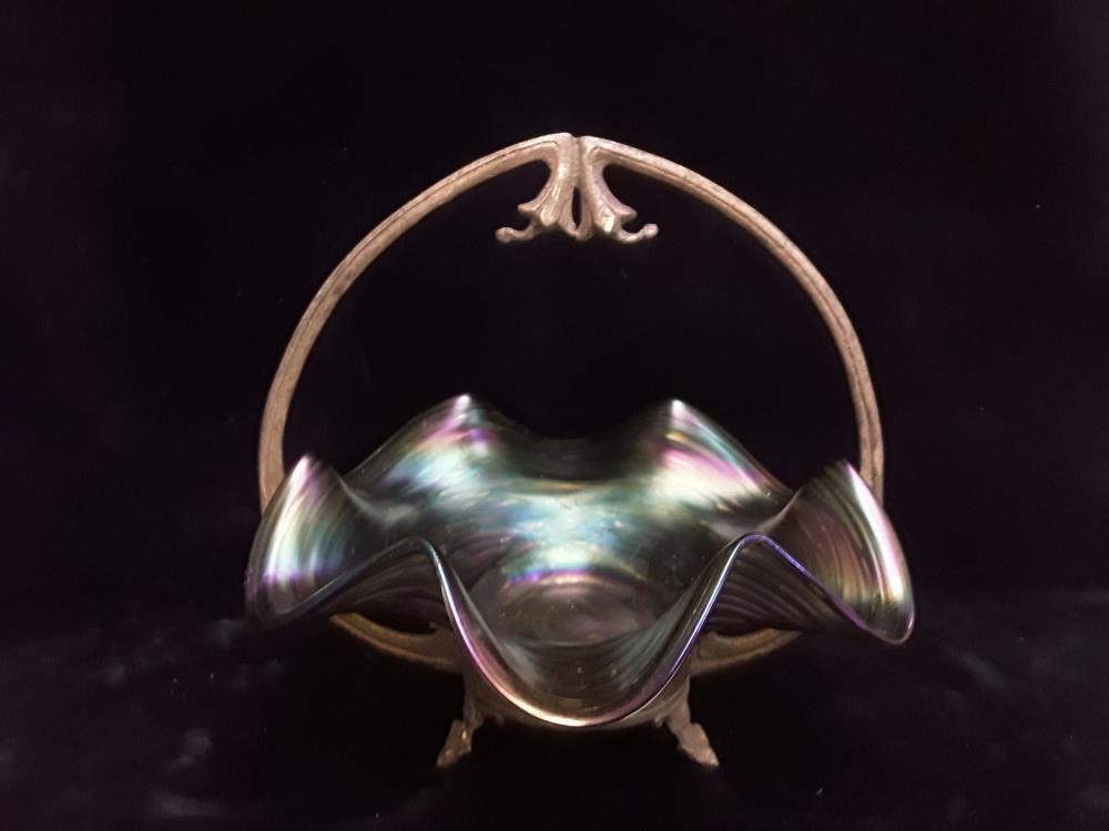 COUPE LOETZ 1848/1933 VERRE IRISÉ NACRÉ
