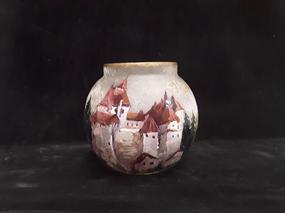 VASE PEINT CHATEAU DE DRACULA 