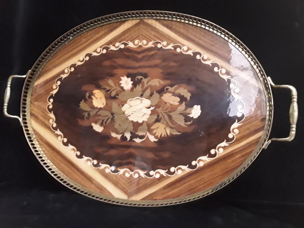 PLATEAU MARQUETERIE MOTIF FLORALE 
