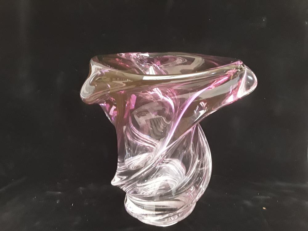 VASE VAL ST LAMBERT MAUVE ÉTIRÉ 