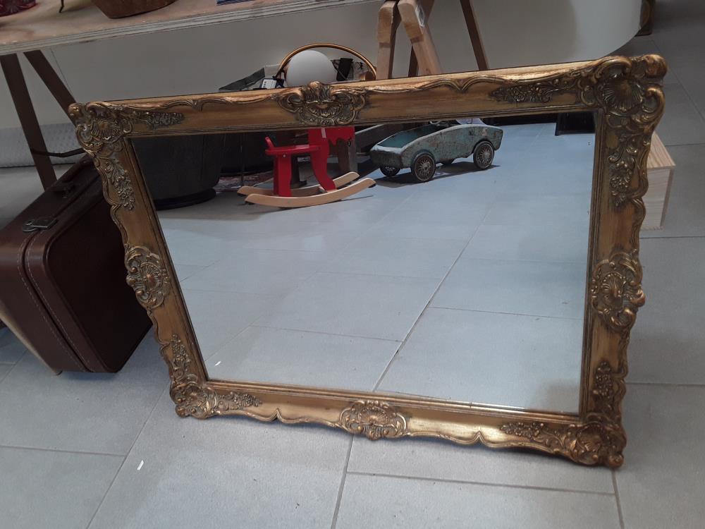 MIROIR DORÉ DE STYLE 