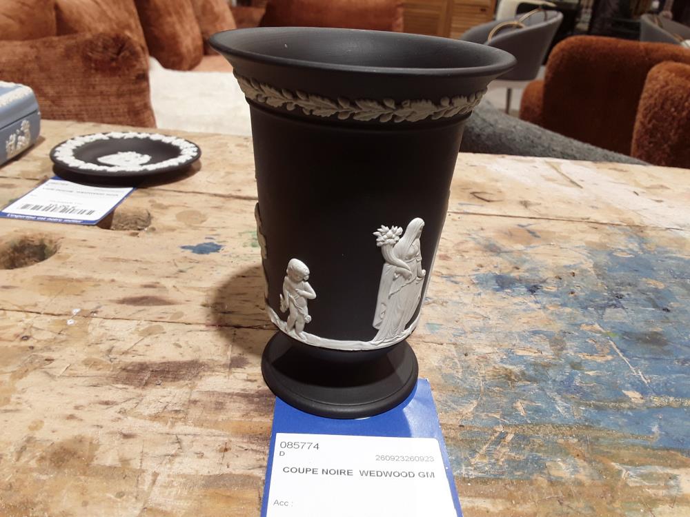 COUPE NOIRE  WEDWOOD GM