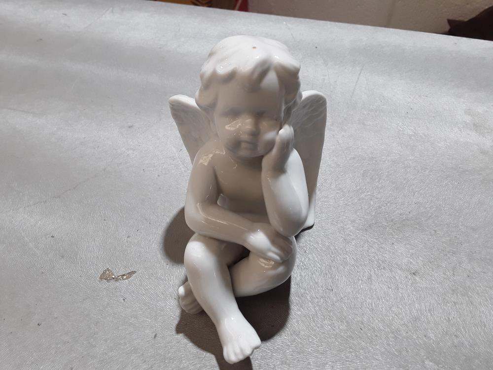 ANGELOT FAIENCE BLANCHE 