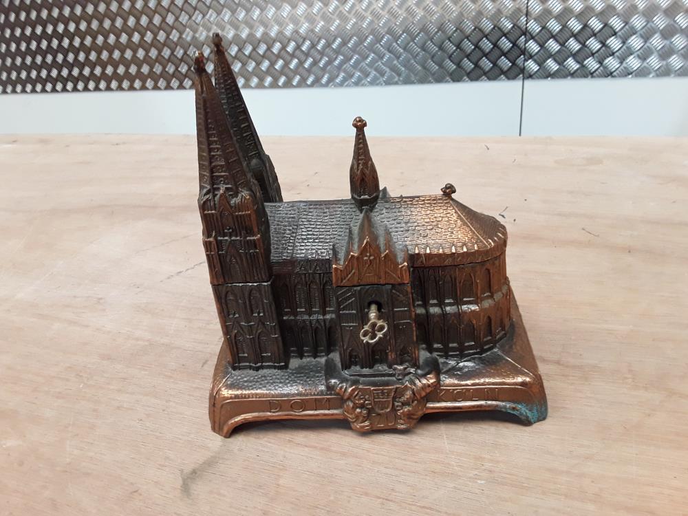 CATHEDRALE DE COLOGNE BOITE A MUSIQUE 