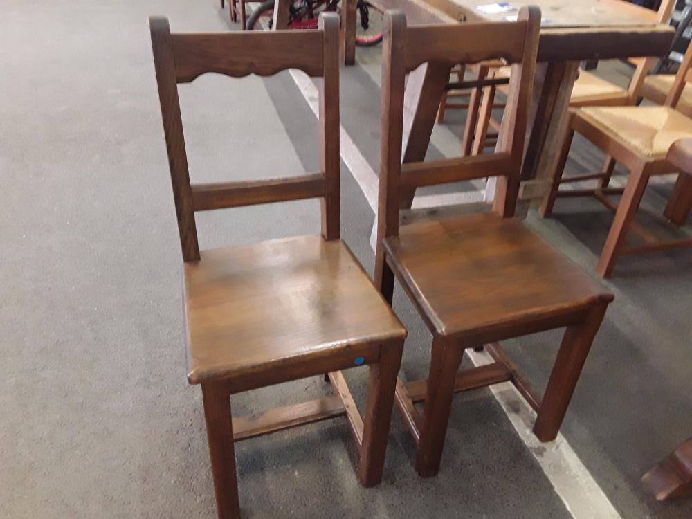 SERIE DE 6 CHAISES ARDENNAISE EN CHENE 