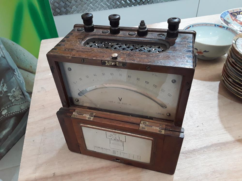 VOLTMETRE DEBUT 20EME 