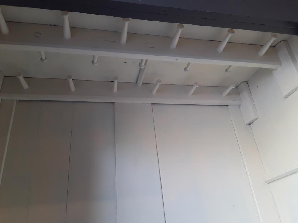 MEUBLE VESTIAIRE PATINÉ 1 PORTES AVEC TIROIRS POUR LES CHAUSSURES 