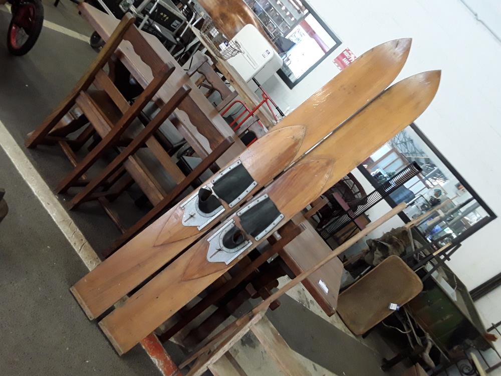 PAIRE DE SKI NAUTIQUE ANNEE 50