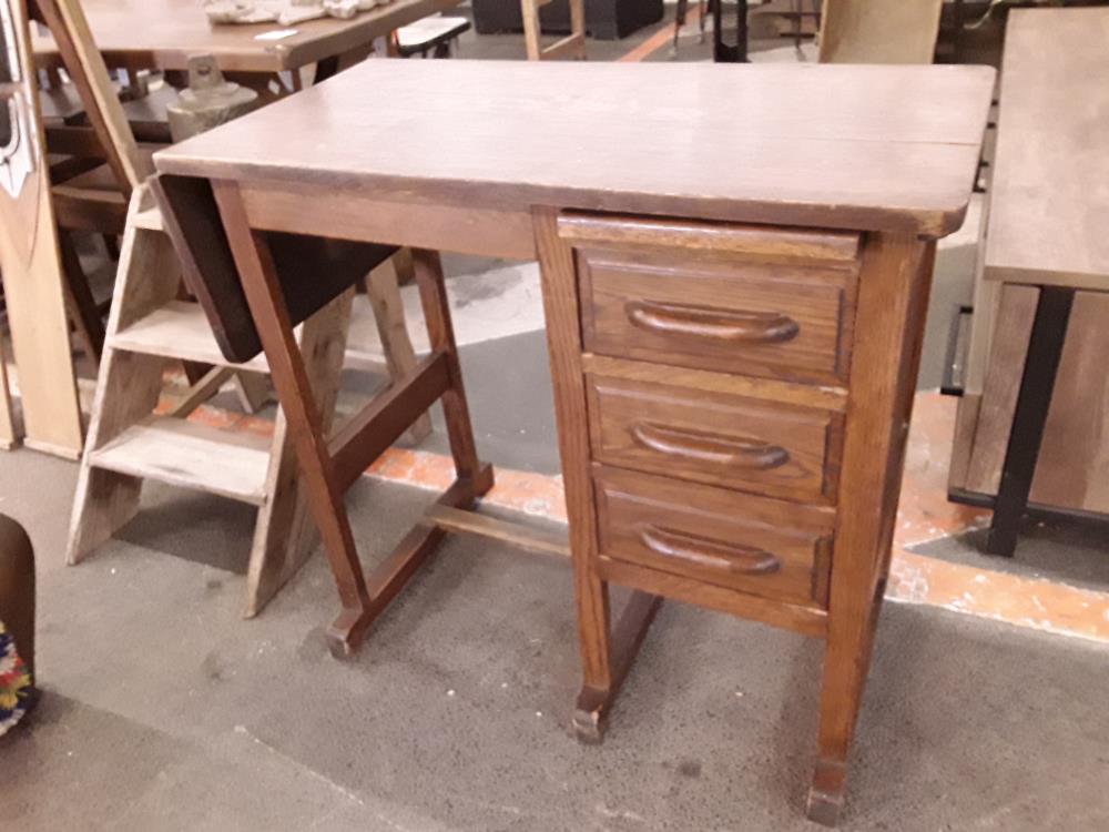 BUREAU D'INTERNAT EN CHÊNE ANNÉE 1930/40