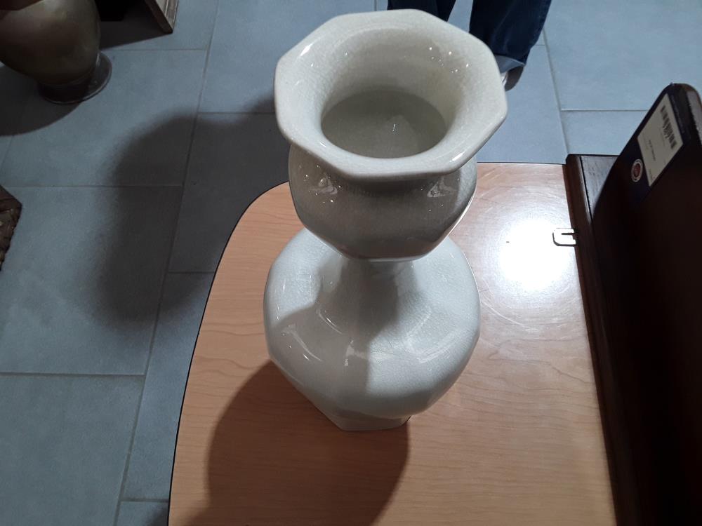 VASE FAIENCE DELFT BLANC CRAQUELE