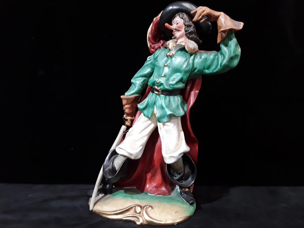 CYRANO DE BERGERAC EN PORCELAINE 