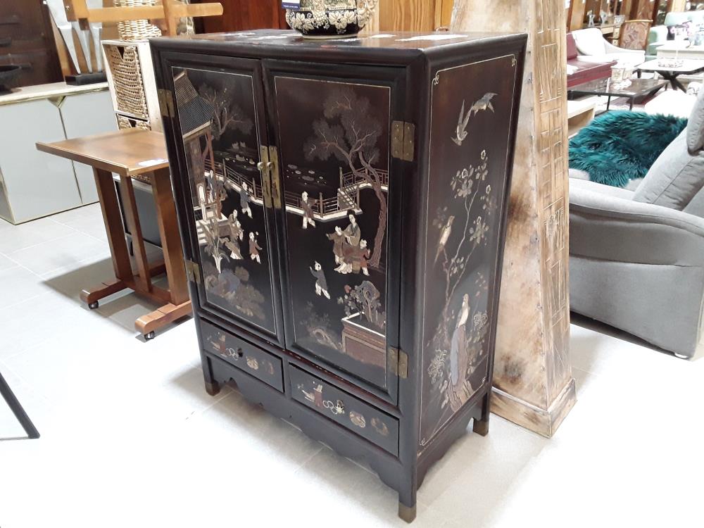 MEUBLE CHINOIS LAQUÉ