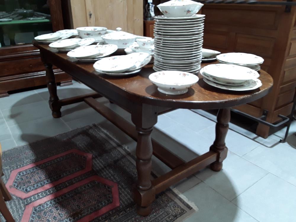 TABLE EN CHÊNE MASSIF 