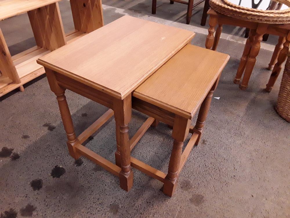 TABLE GIGOGNE 