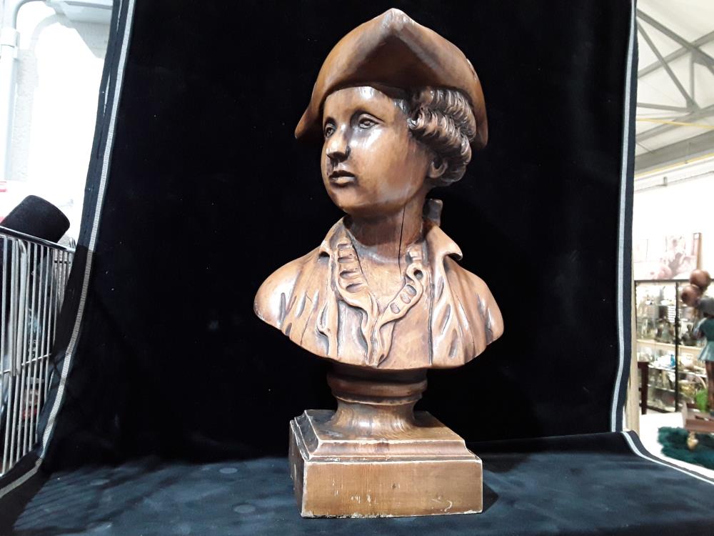 BUSTE DE MARIN EN BOIS SCULPTÉ 