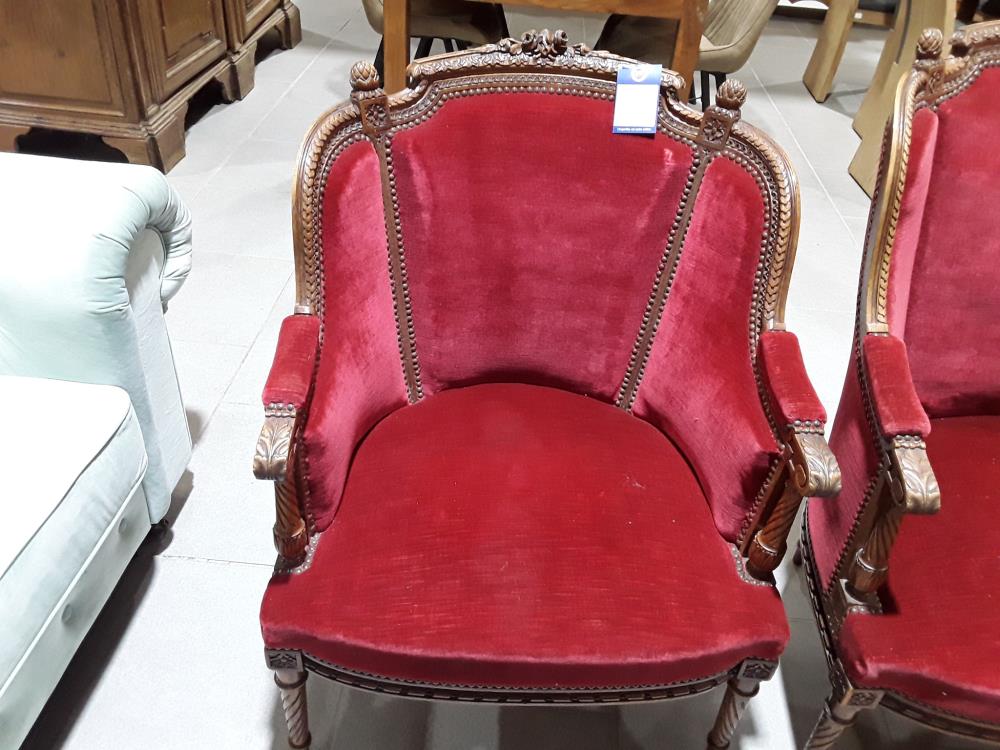 FAUTEUIL VELOURS ROUGE STYLE L XVI
