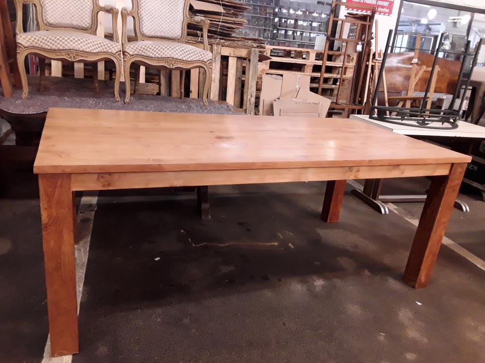 TABLE EN TECK 2M/1M/80CM