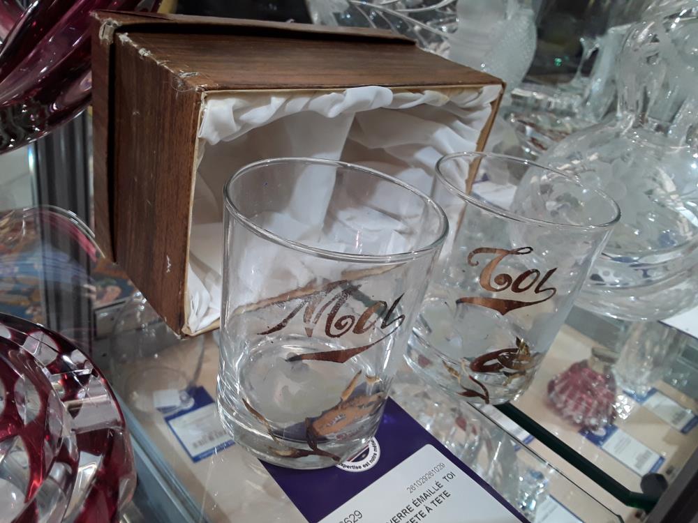 PAIRE DE VERRE ÉMAILLÉ  TOI ET MOI TETE À TETE 