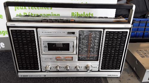 POQTE RADIO GRUNDIG VINTAGE C9000