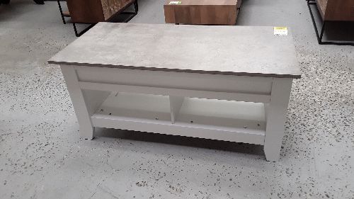 TABLE BASSE RECTANGULAIRE PLATEAU RELEVABLE  / DESTOCK