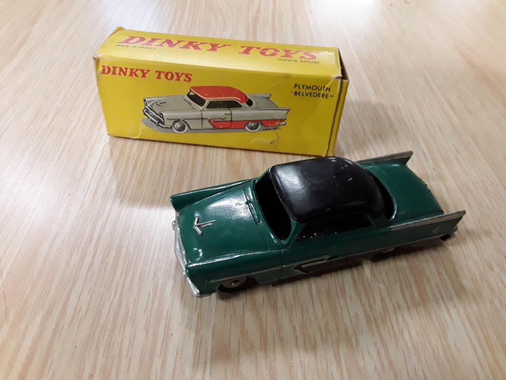 DINKY TOYS 24D PLYMOUTH MECCANO FRANCE 