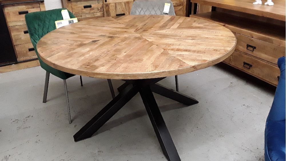 TABLE RONDE MANGUIER EN ARETE PIED CENTRAL 140*140