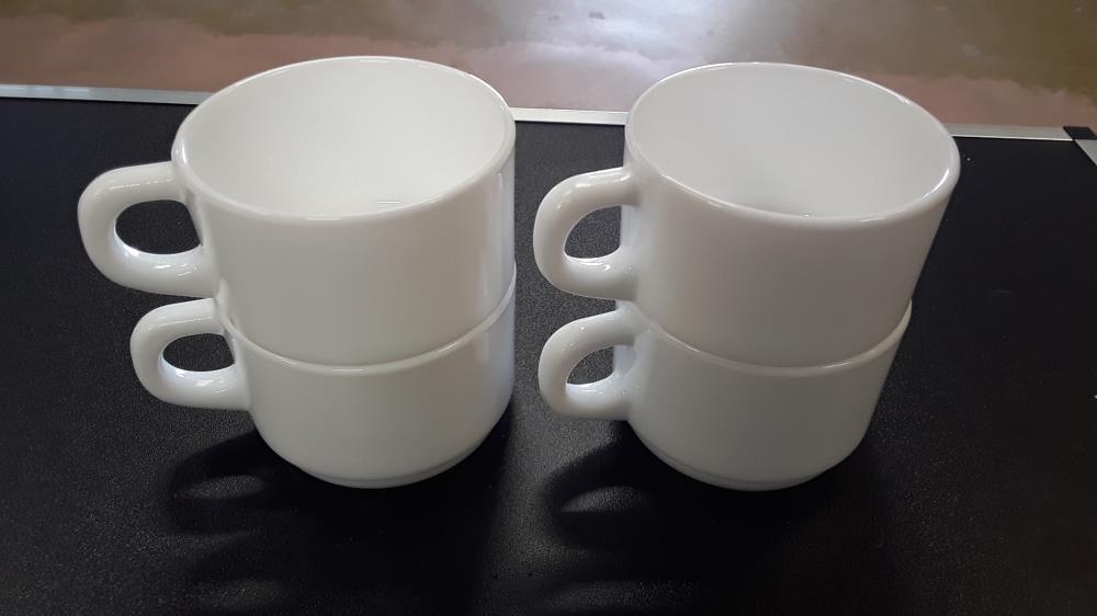 LOT DE 4 TASSES EXPRESSO 