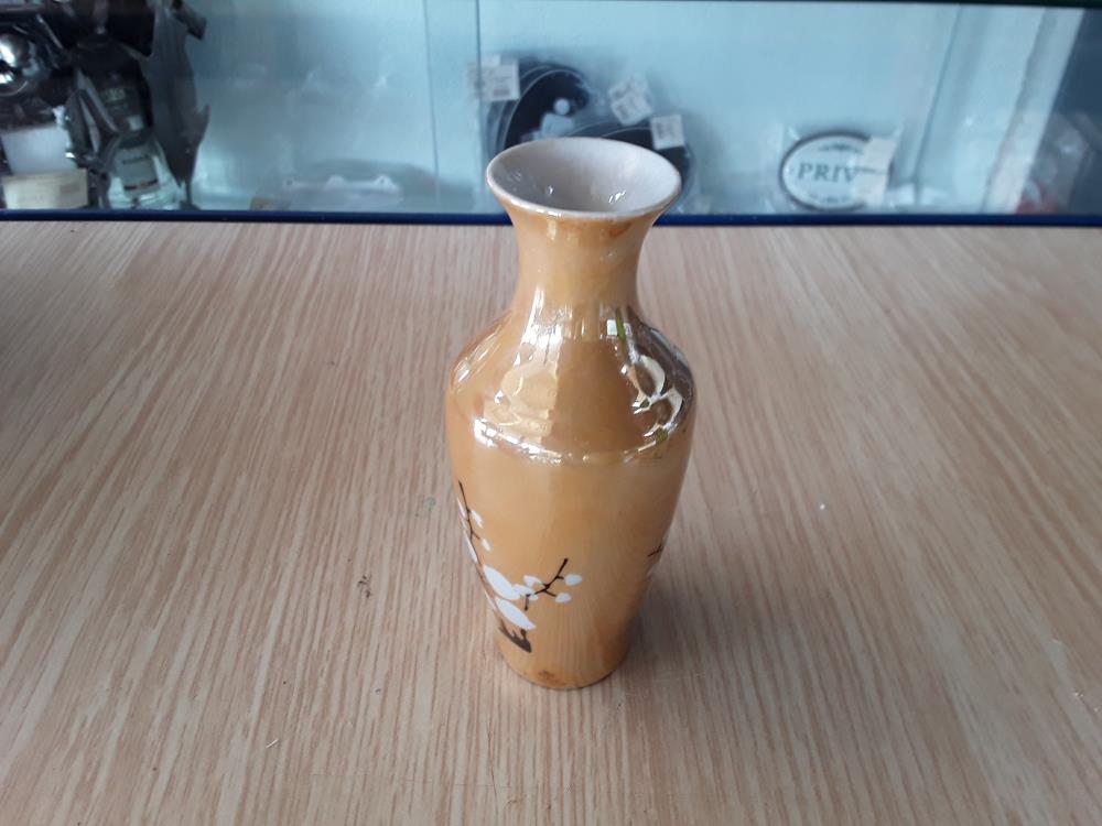 PETIT VASE CHINOIS 