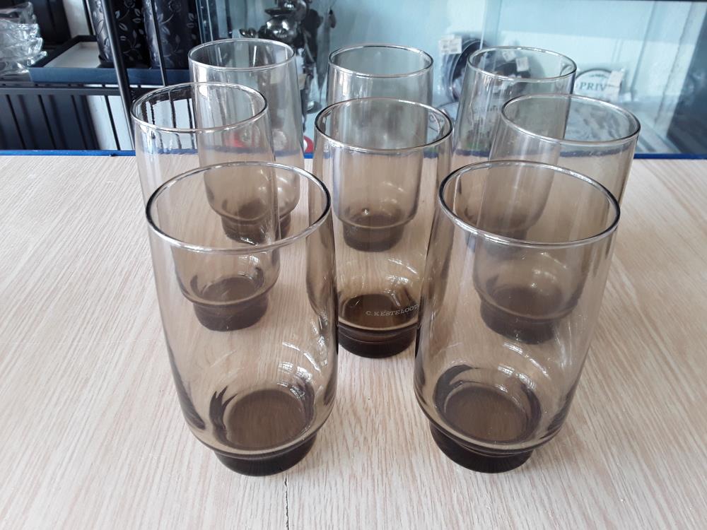 LOT DE 8 VERRES VINTAGE 