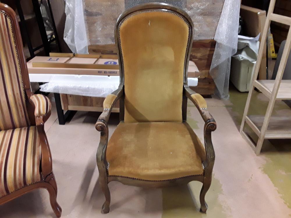 FAUTEUIL VOLTAIRE A RESTAURER