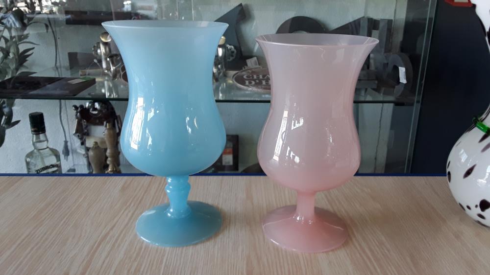 VASE OPALINE COULEUR