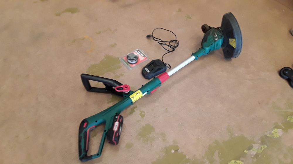 COUPE BORDURES PARKSIDE AVEC BATTERIE 