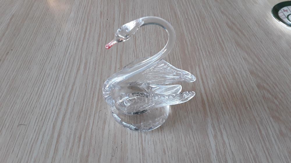 CYGNE EN VERRE 